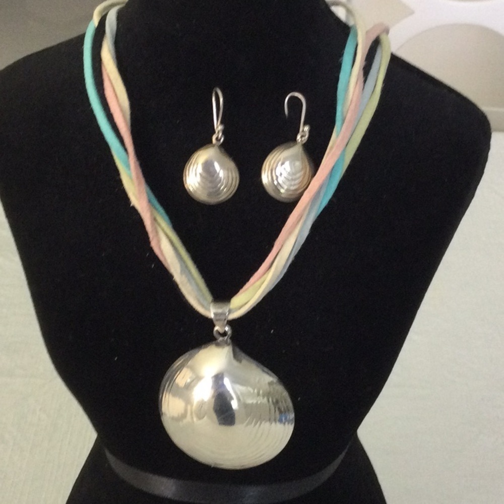 Multicolor rope Sliver Shell Pendant Necklace and Earring Set